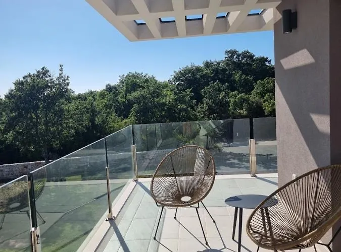 Luxury Serena 2022 - With Heated Pool Cukrici