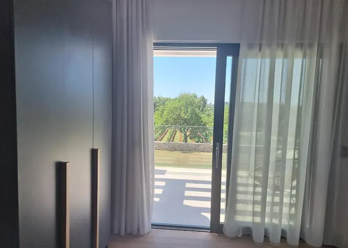 Luxury Serena 2022 - With Heated Pool Cukrici