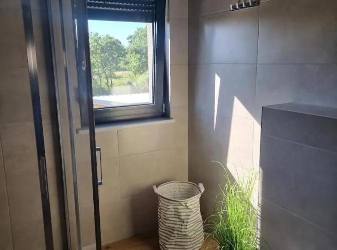 Luxury Serena 2022 - With Heated Pool *