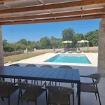 Luxury Serena 2022 - With Heated Pool *