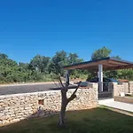 Luxury Serena 2022 - With Heated Pool Vila Cukrici