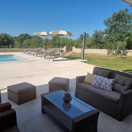 Villa Luxury Serena Cukrici