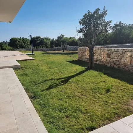 Luxury Serena Villa *