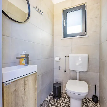 Luxury Serena 2022 - With Heated Pool Villa *